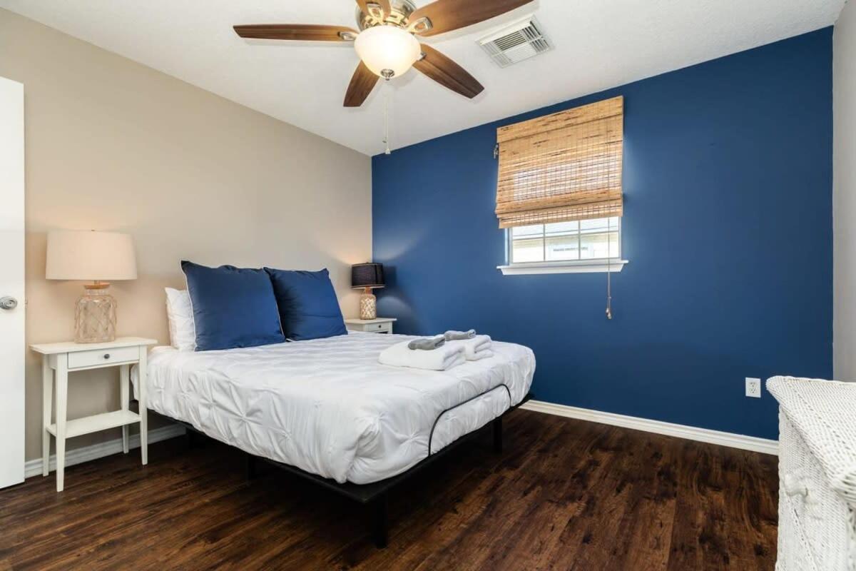 Casa De Las Olas - Huge Fenced Yard, Massive Outdoor Shower, Great Breezes From Deck! Surfside Beach Exteriör bild